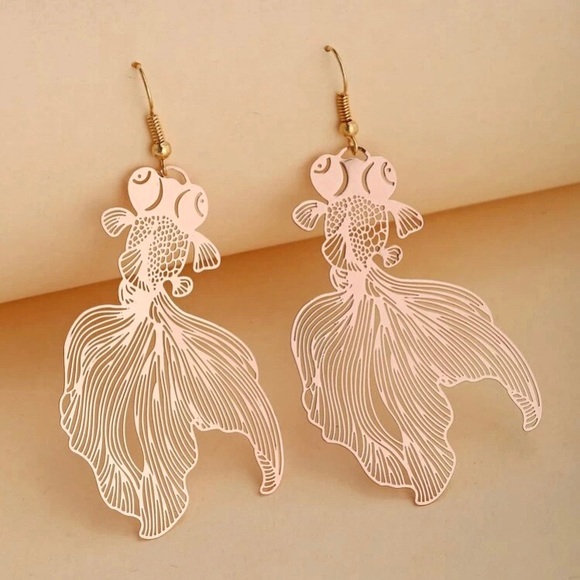 Invisible Wings Jewelry - Gold Fish Hollow Drop Earrings